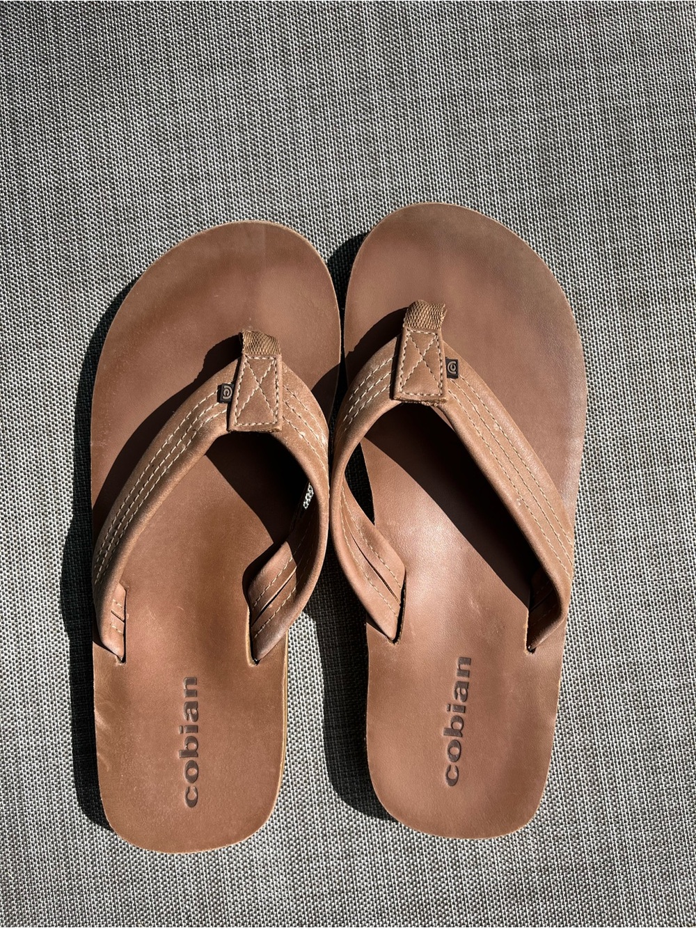 Like New: Cobian Men’s Tan/Brown Leather Flip Flops
